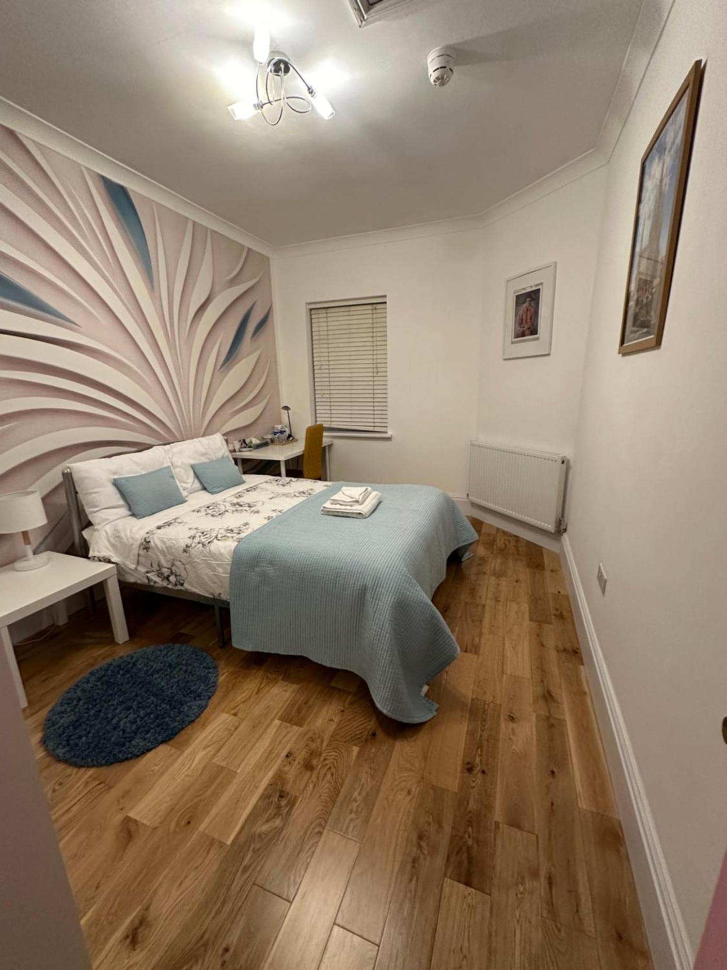Готель Rosie Cosy House Cricklewood Лондон Екстер'єр фото